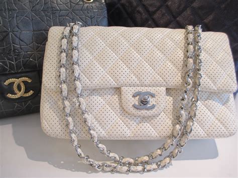 where can i buy used chanel handbag